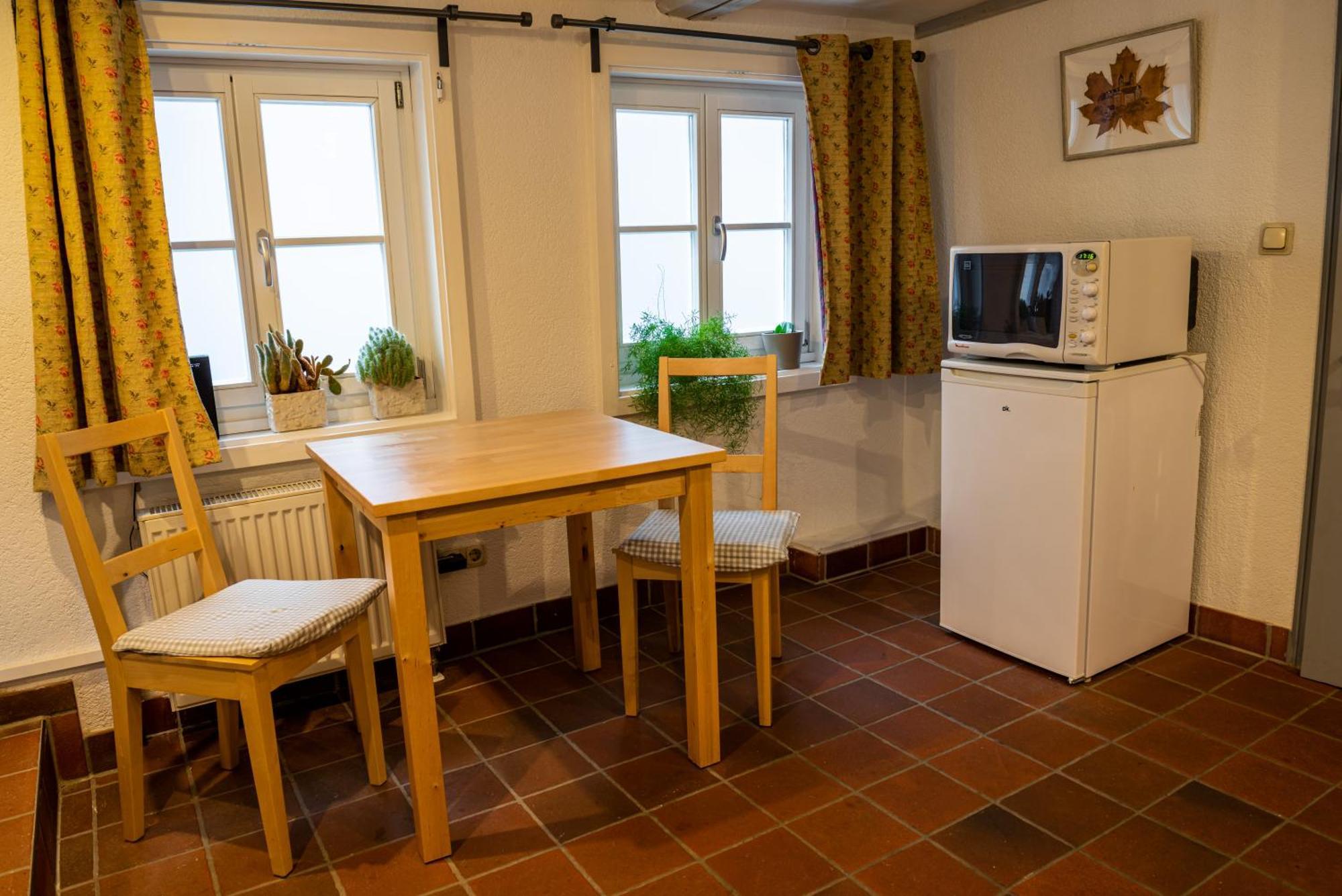 Fachwerkhotel - Ferienhaeuser Vorhof Zur Hoelle Quedlinburg Kültér fotó