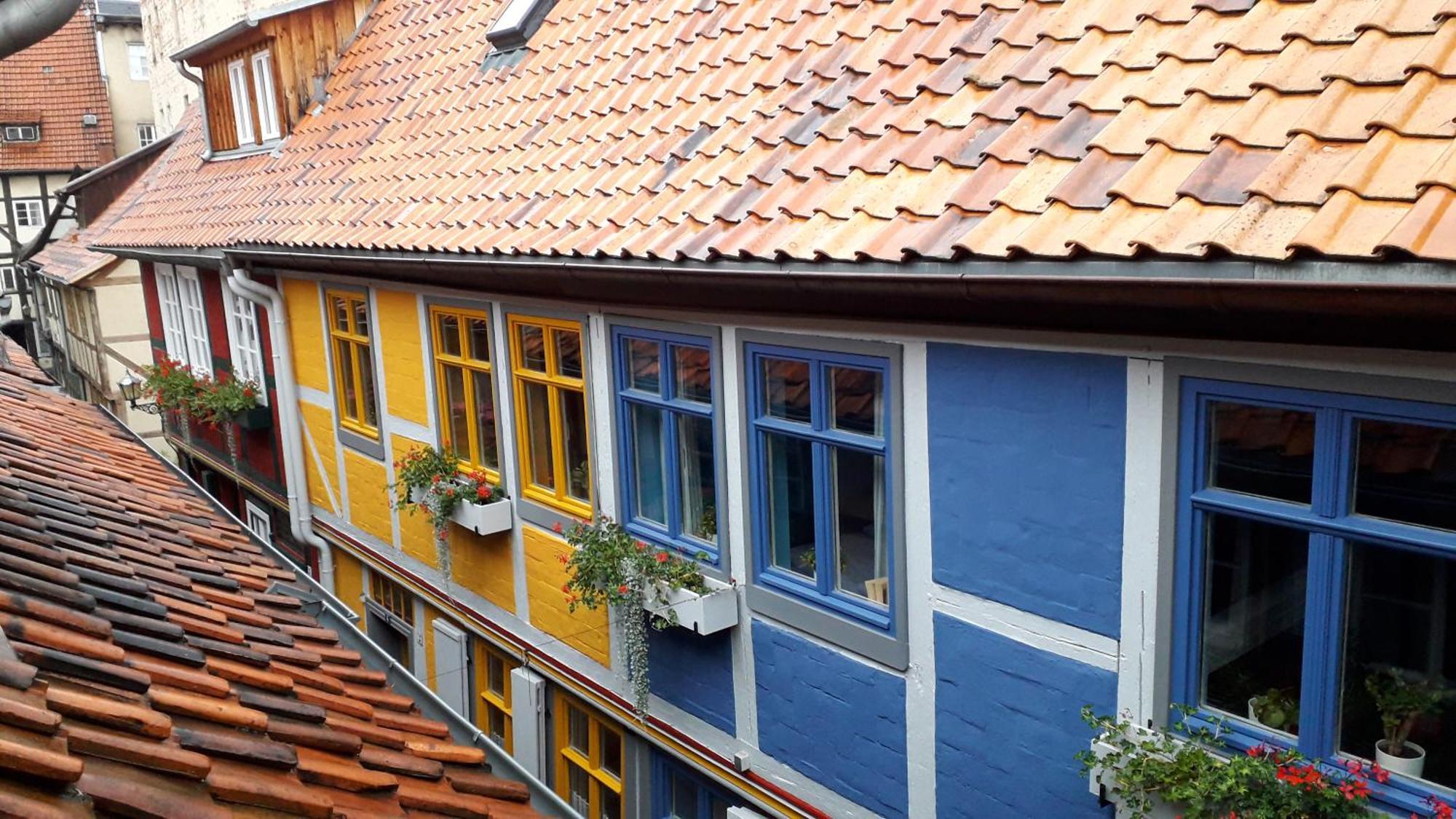 Fachwerkhotel - Ferienhaeuser Vorhof Zur Hoelle Quedlinburg Kültér fotó