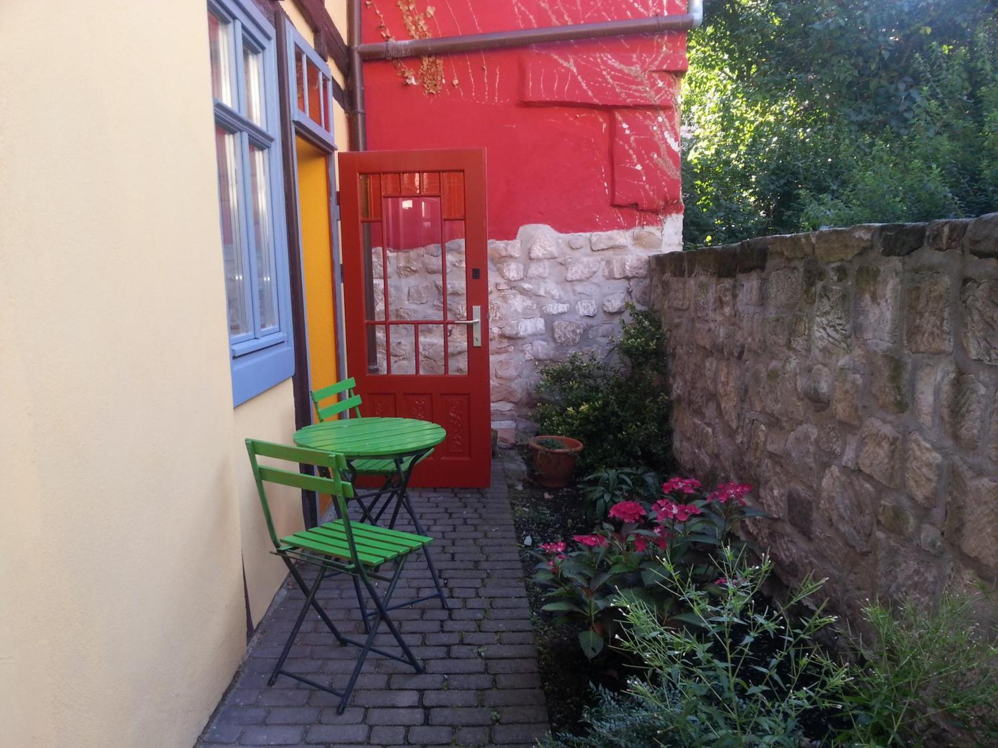Fachwerkhotel - Ferienhaeuser Vorhof Zur Hoelle Quedlinburg Kültér fotó